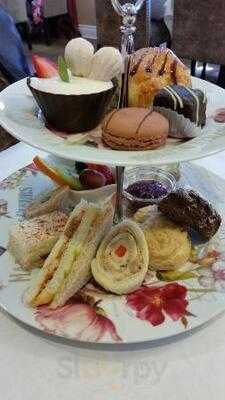 T-buds Food And Tea Lounge