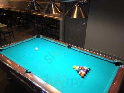 Santo's Pizza & Steak