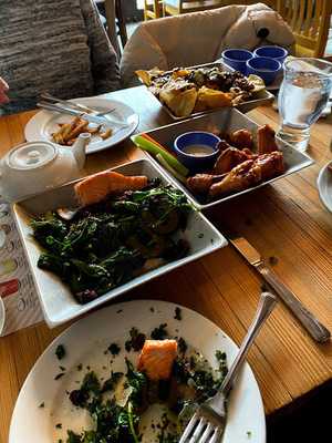 Dave's... On St. Clair