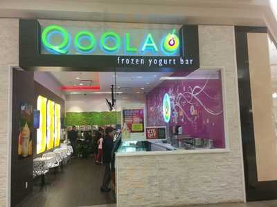 Qoola Frozen Yogurt Bar