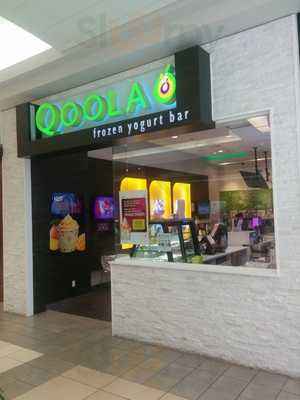 Qoola Frozen Yogurt Bar