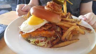 Taiko Canteen And Hot Chicken