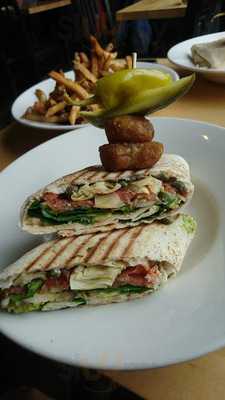 Taiko Canteen And Hot Chicken