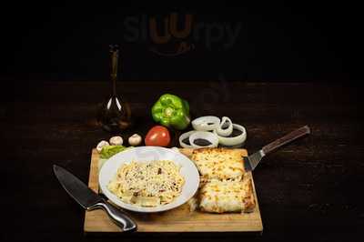 Chicago Deep Dish Pizza