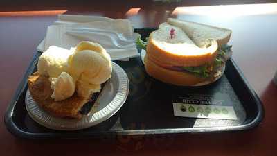 Fifendekel Pie Shop Cafe