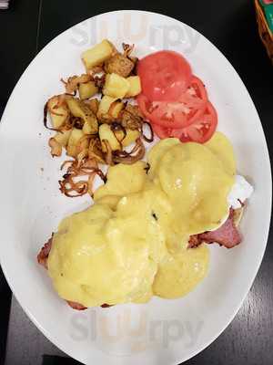 Claremont Country Restaurant