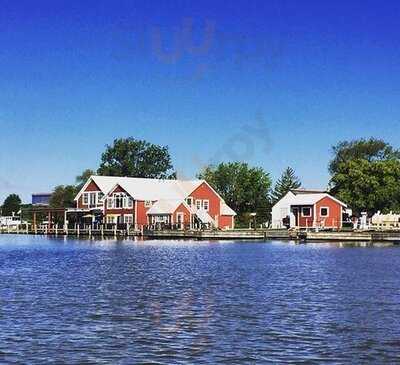 Hoover's Marina & Wharfside Restaurant