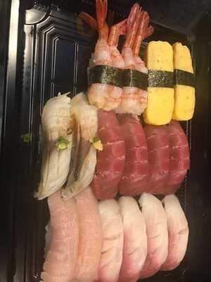 Takumi Sushi