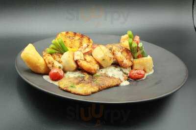 Flipper's Fish House