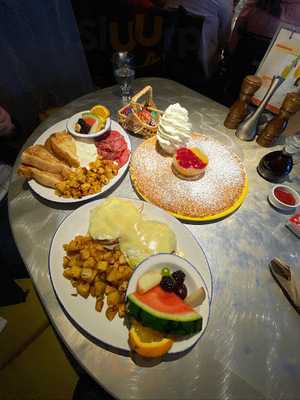 Cora Breakfast And Lunch