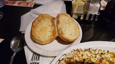 New Casa De La Pizza