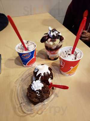 Dairy Queen Grill & Chill