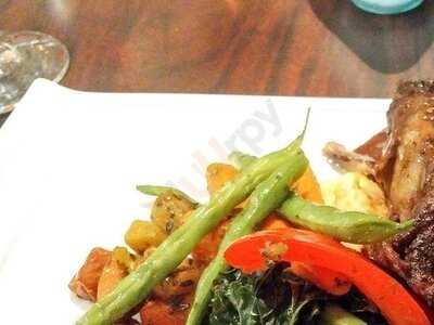 Watermark Restaurant & Lounge