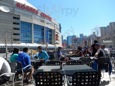 St. Louis Bar & Grill