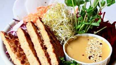 Aux Vivres Westmount