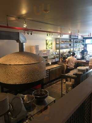 Lambretta Pizzeria & Wine Bar