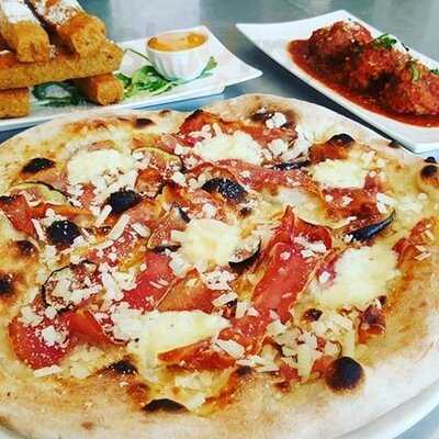 Lambretta Pizzeria & Wine Bar