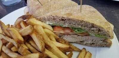 Oliver & Bonacini Cafe Grill