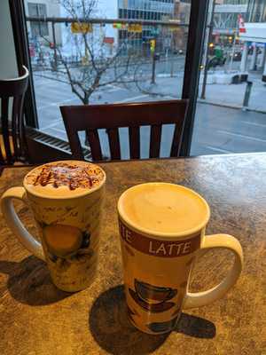 Spice Cafe And Lounge