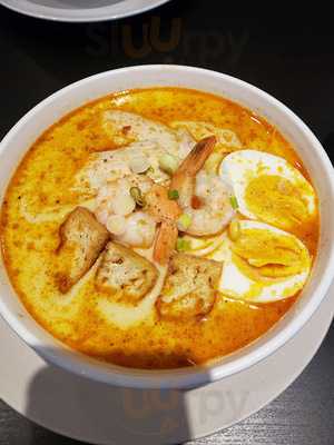 Spice Cafe And Lounge