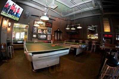 Garage Billiards Bar & Restaurant