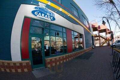 Garage Billiards Bar & Restaurant