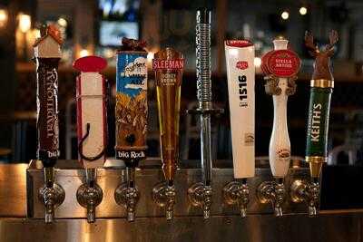 Garage Billiards Bar & Restaurant