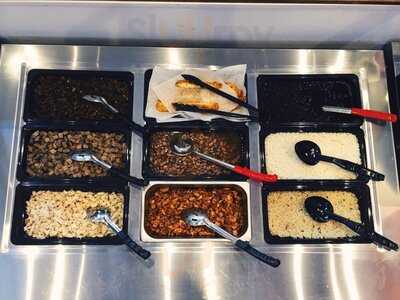 Quesada Burritos & Tacos