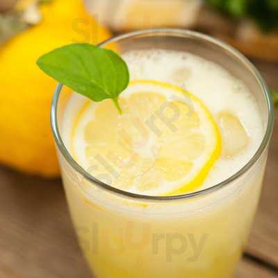 Panagopoulos Pizza Place