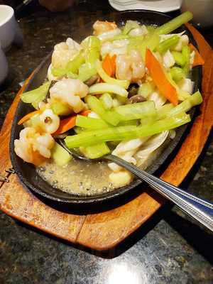 The Ambassador Bar&grill