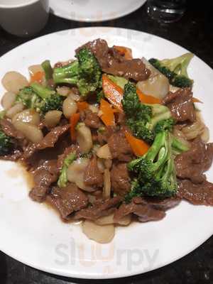 The Ambassador Bar&grill