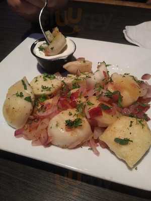 Silver Point Pub And Eatery