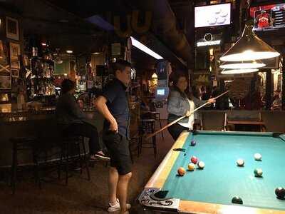 Ivanhoe Pub & Eatery