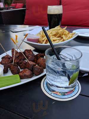 Nixx Neighbourhood Pub