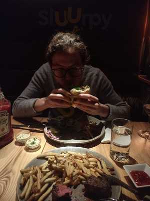 Fresh Bistro & Wine Bar