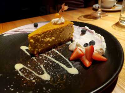 Fresh Bistro & Wine Bar