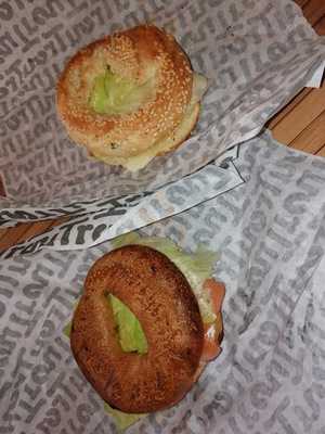 Le Trou Bagels