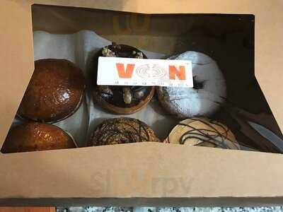 Von Doughnuts