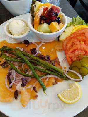 Petinos Saint-leonard