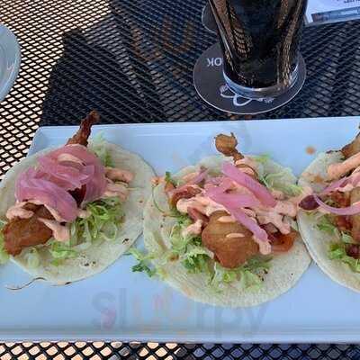 The Olde Stone Cottage Pub & Patio