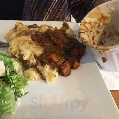 The Olde Stone Cottage Pub & Patio