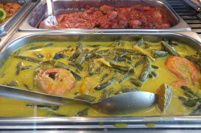 Rolymie Bakery Restaurant Calgary