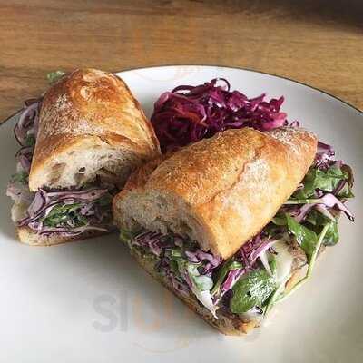 Famo Sandwich Creations