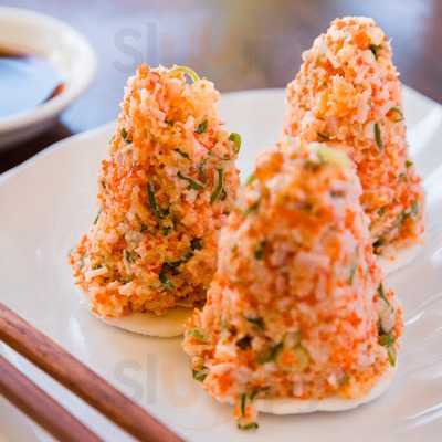 Saint Sushi Westmount