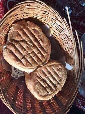 Resto Cafe Chez Anas