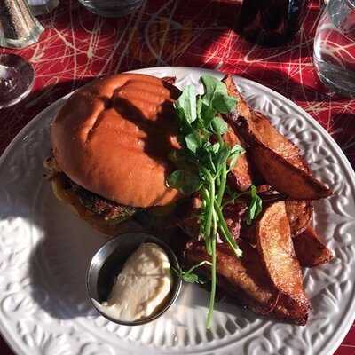 Resto Cafe Chez Anas