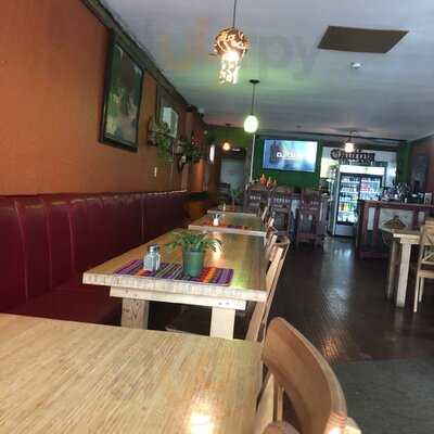 Salsa Restaurant & Bar