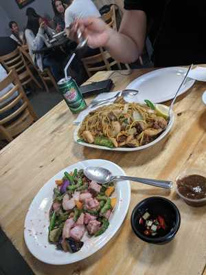 Sampaguita Village Restaurant