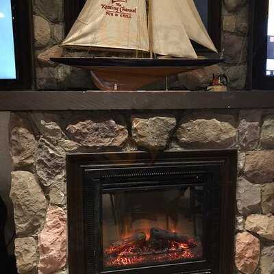 Keating Channel Pub And Grill