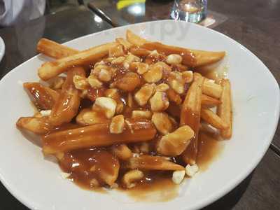 St. Louis Bar & Grill